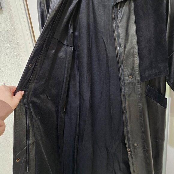 The Old Mill Black Leather Long Jacket XS 100% Leather Vintage Trench Coat Suede - Picture 7 of 11